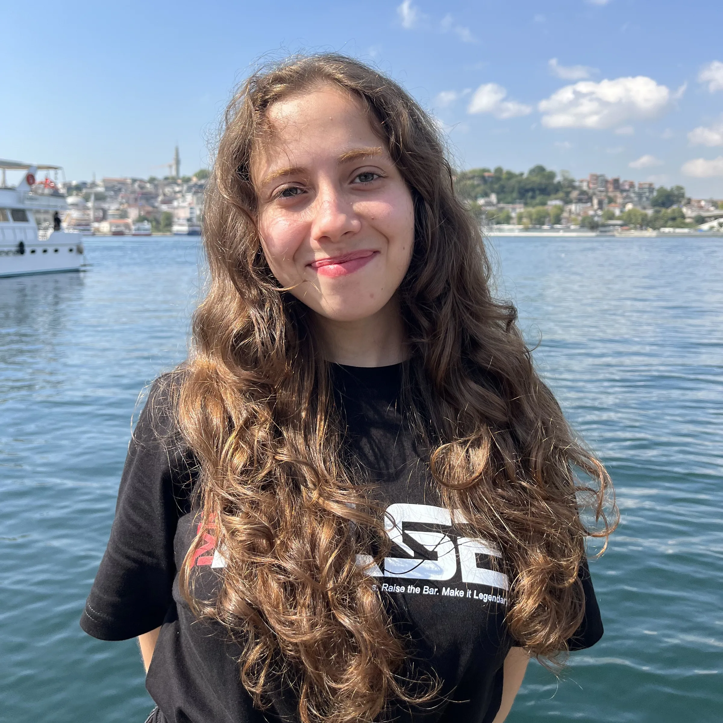 aycakubrabas@aiesec.org.tr